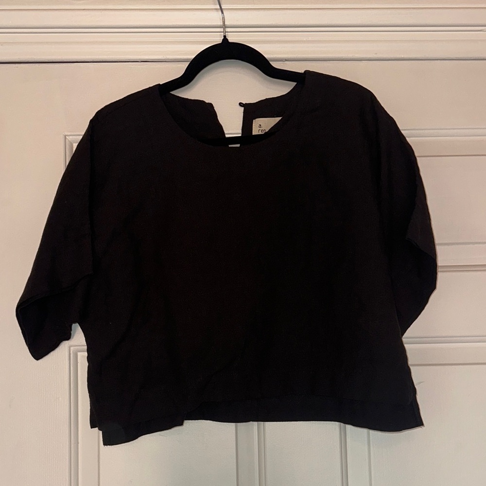 Black cropped linen top